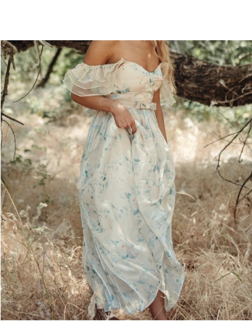 Elegant Cream Floral Maxi Dress